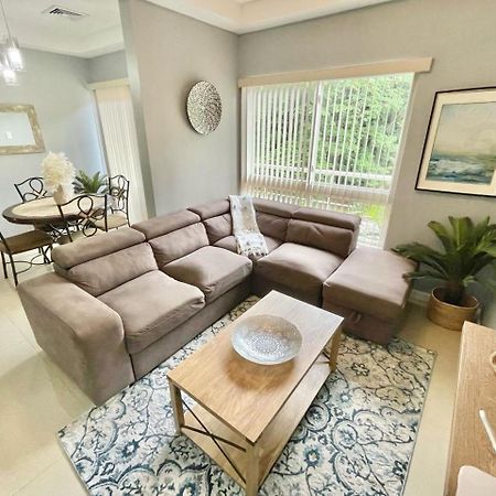 Modern 3 Bedroom Condo In Private Community #8 Petit Valley Экстерьер фото