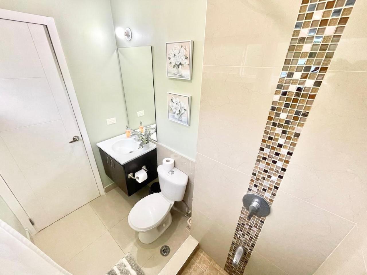 Modern 3 Bedroom Condo In Private Community #8 Petit Valley Экстерьер фото