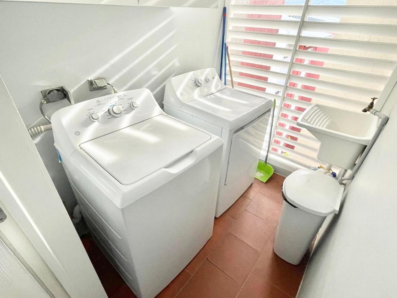 Modern 3 Bedroom Condo In Private Community #8 Petit Valley Экстерьер фото